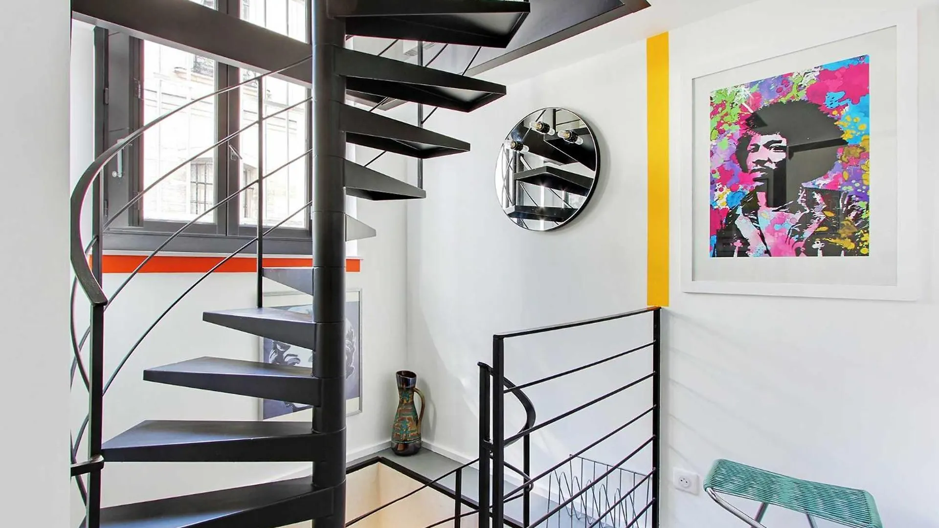 Authentic Apartment - 2Br-6P - Le Marais Paris France