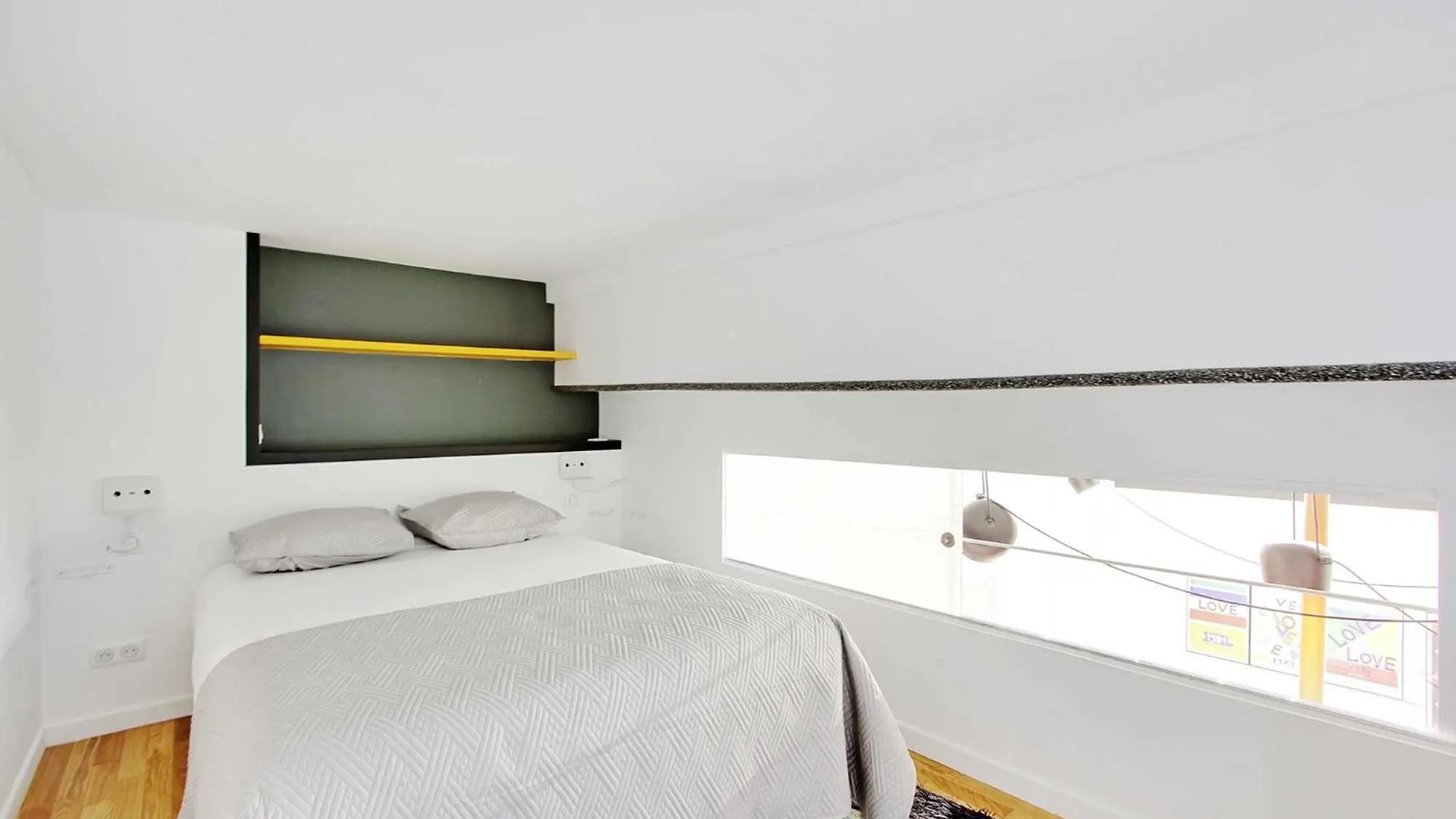 Authentic Apartment - 2Br-6P - Le Marais Paris 0*,  France
